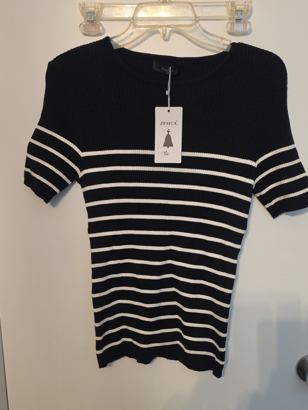 Zesica Black & White Striped Short-Sleeve Crew Sweater